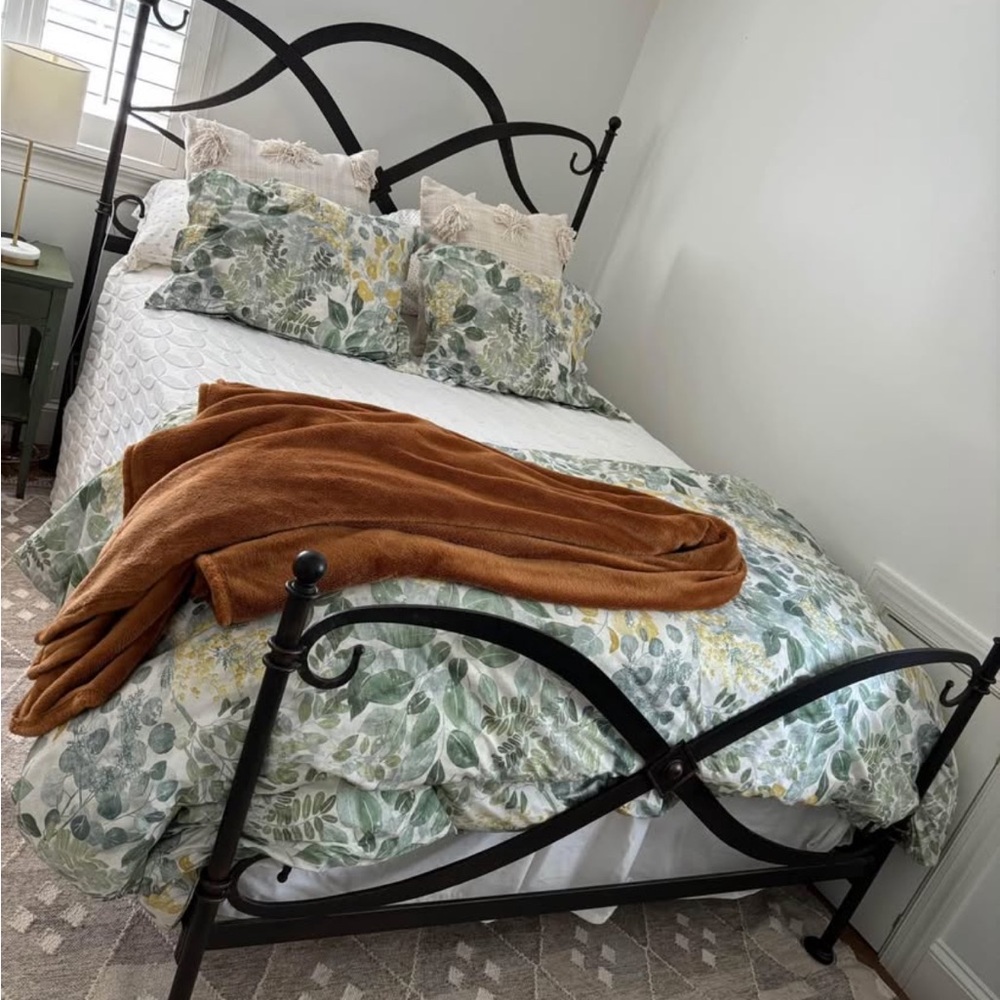 Pottery Barn Botanical Garden PercaleDuvet Cover Queen